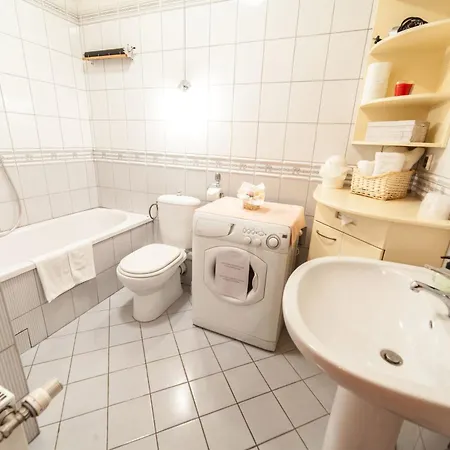 Apartament Eva *